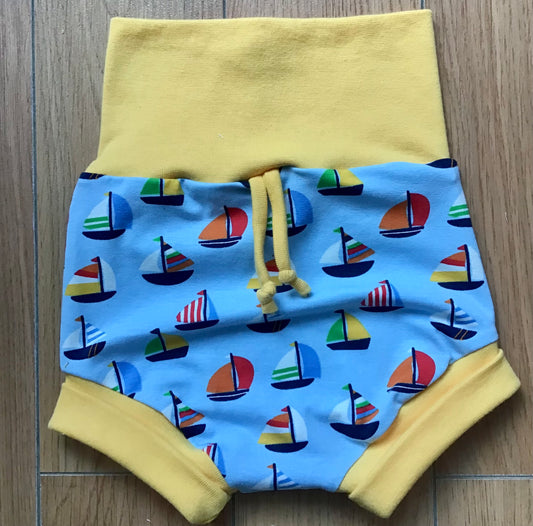 Bloomer small boats Gr:0 to 9 months ready to go